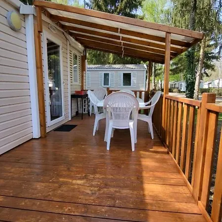 Anne Marie Touzani Kemping