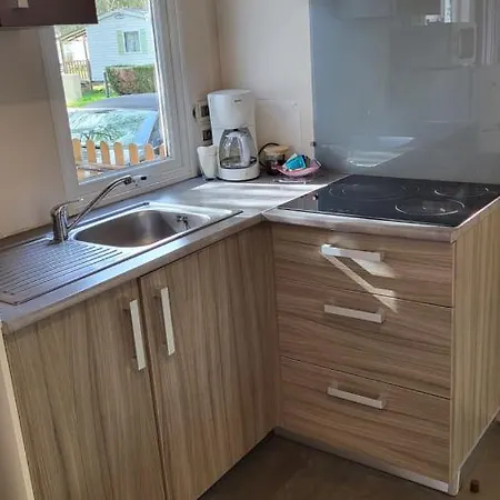 Anne Marie Touzani Kemping