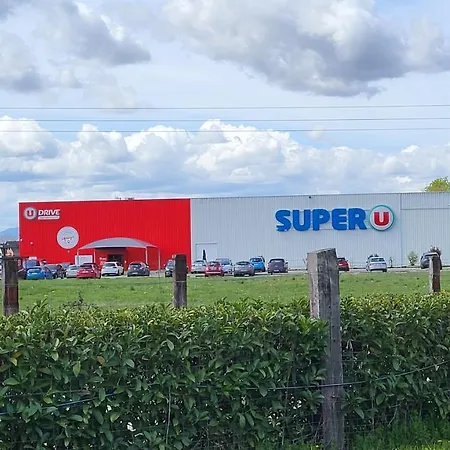 Anne Marie Touzani Kemping